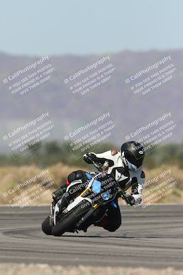 media/Oct-13-2025-Moto Forza (Mon) [[a66d839500]]/4-C Group/Session 3 (Turn 16)/